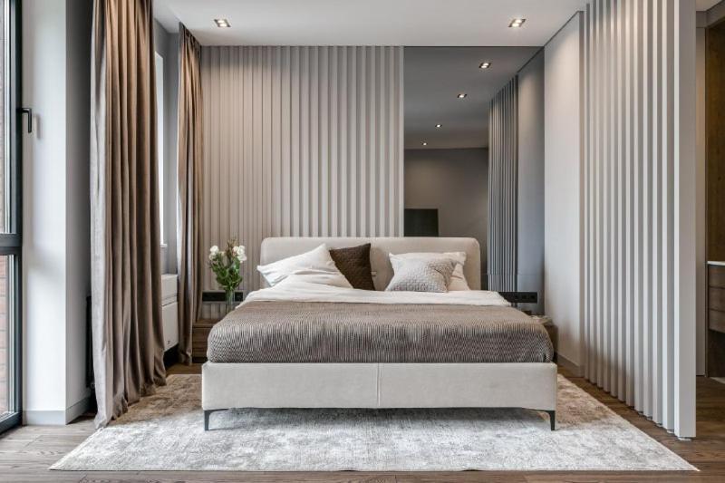 Classy Studio In Chicago, A Luxurious Condo Kyiv Exterior photo